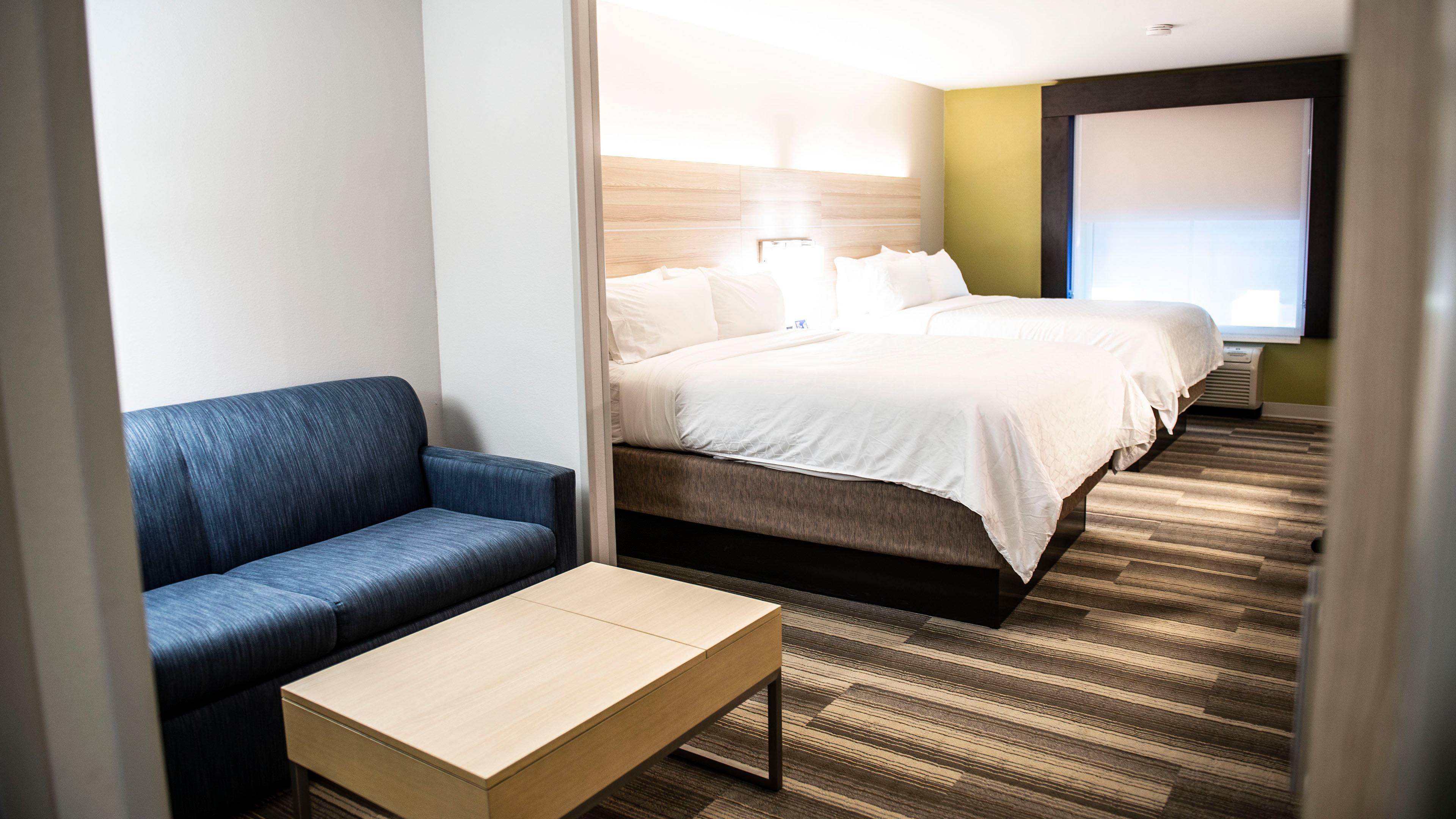 Holiday Inn Express Hotel & Suites Sedalia By Ihg Exterior photo