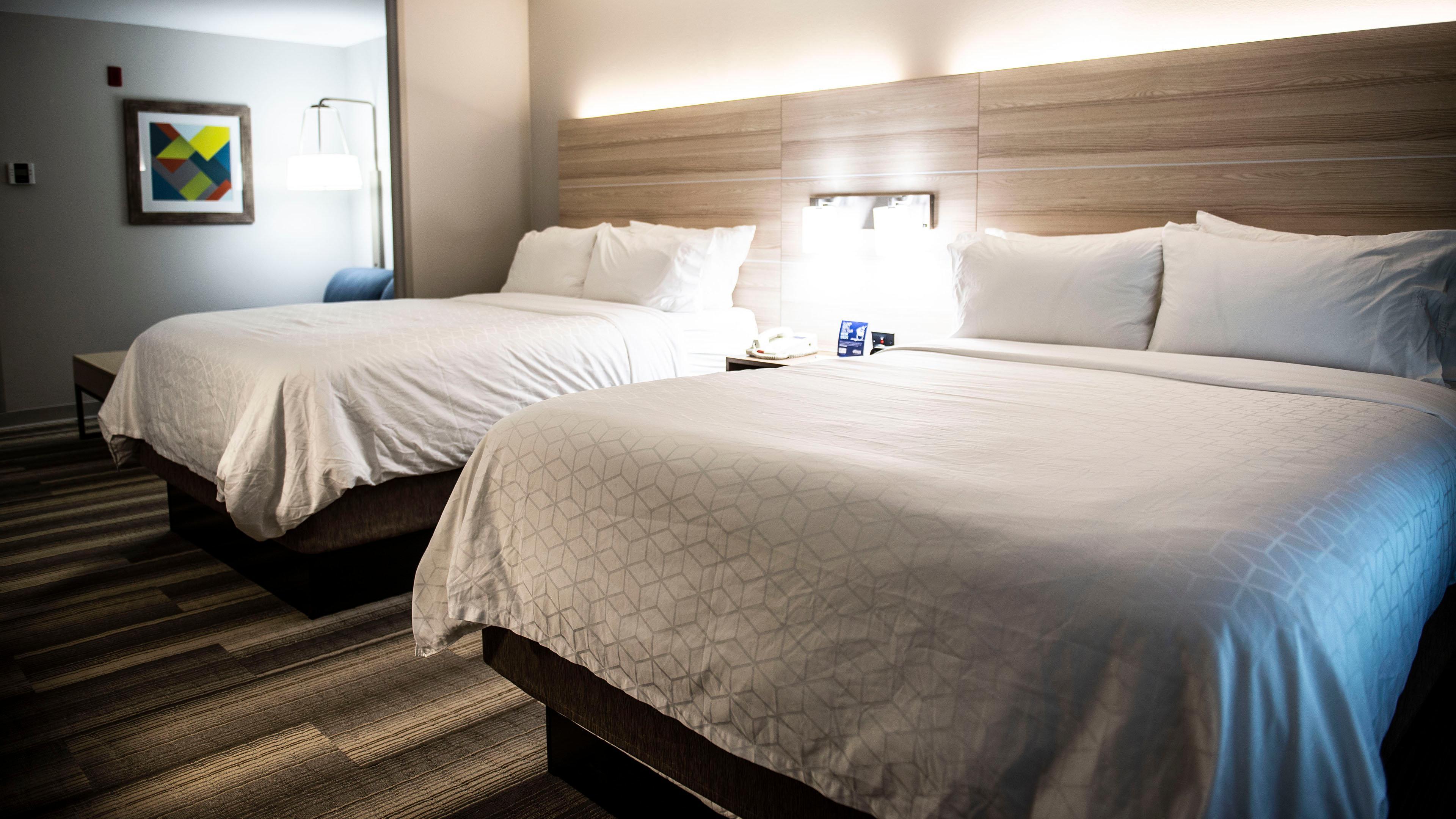 Holiday Inn Express Hotel & Suites Sedalia By Ihg Exterior photo