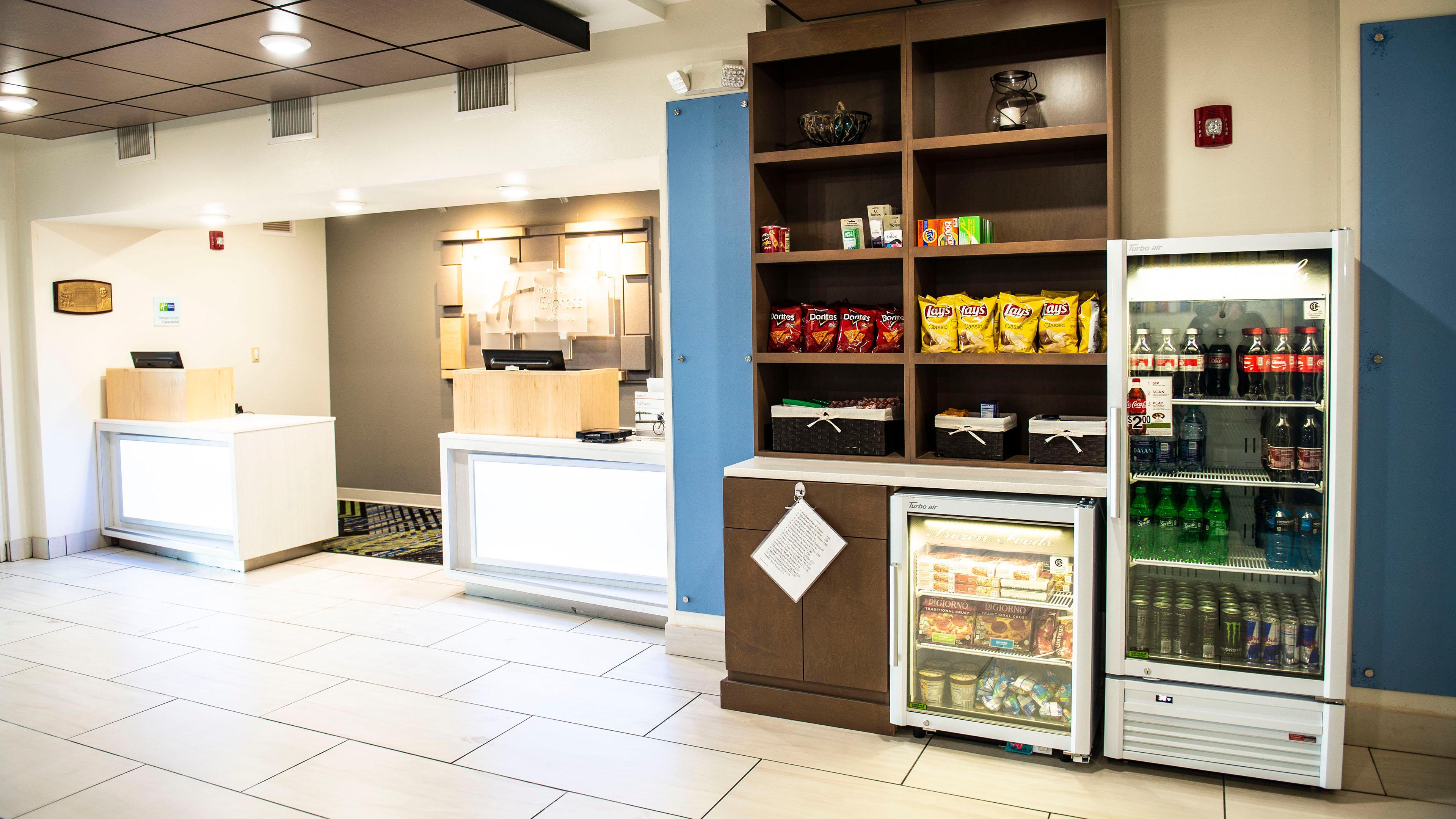 Holiday Inn Express Hotel & Suites Sedalia By Ihg Exterior photo